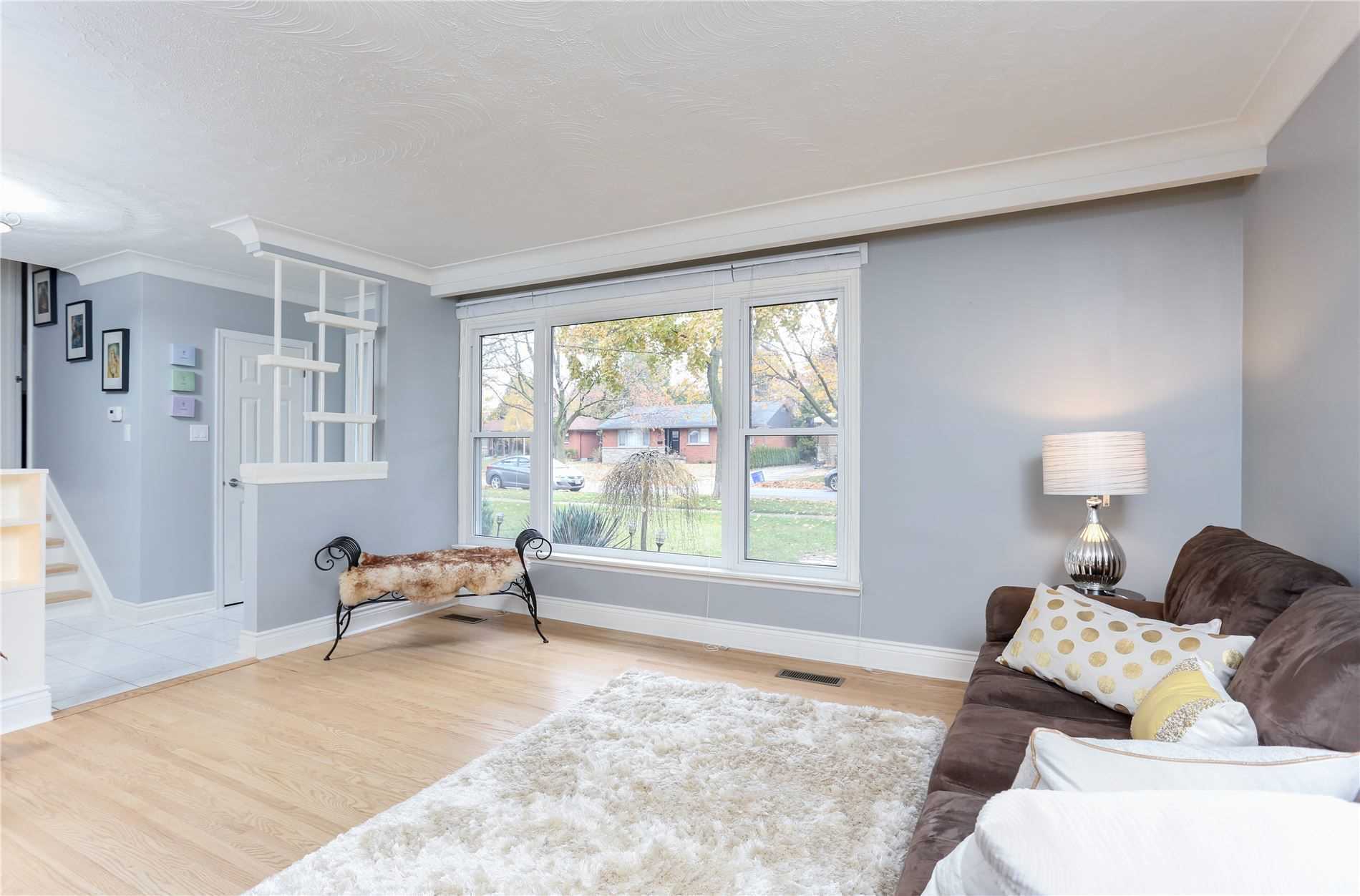 562 Arlington Blvd