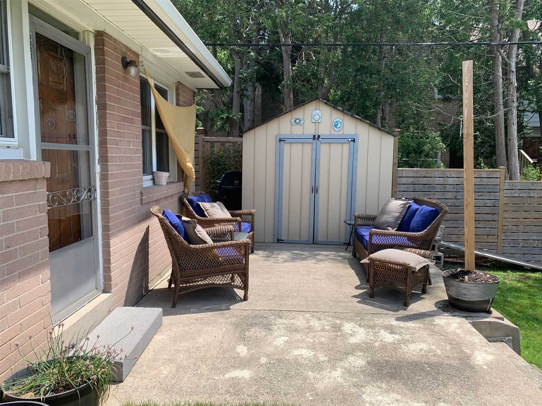 562 Arlington Blvd