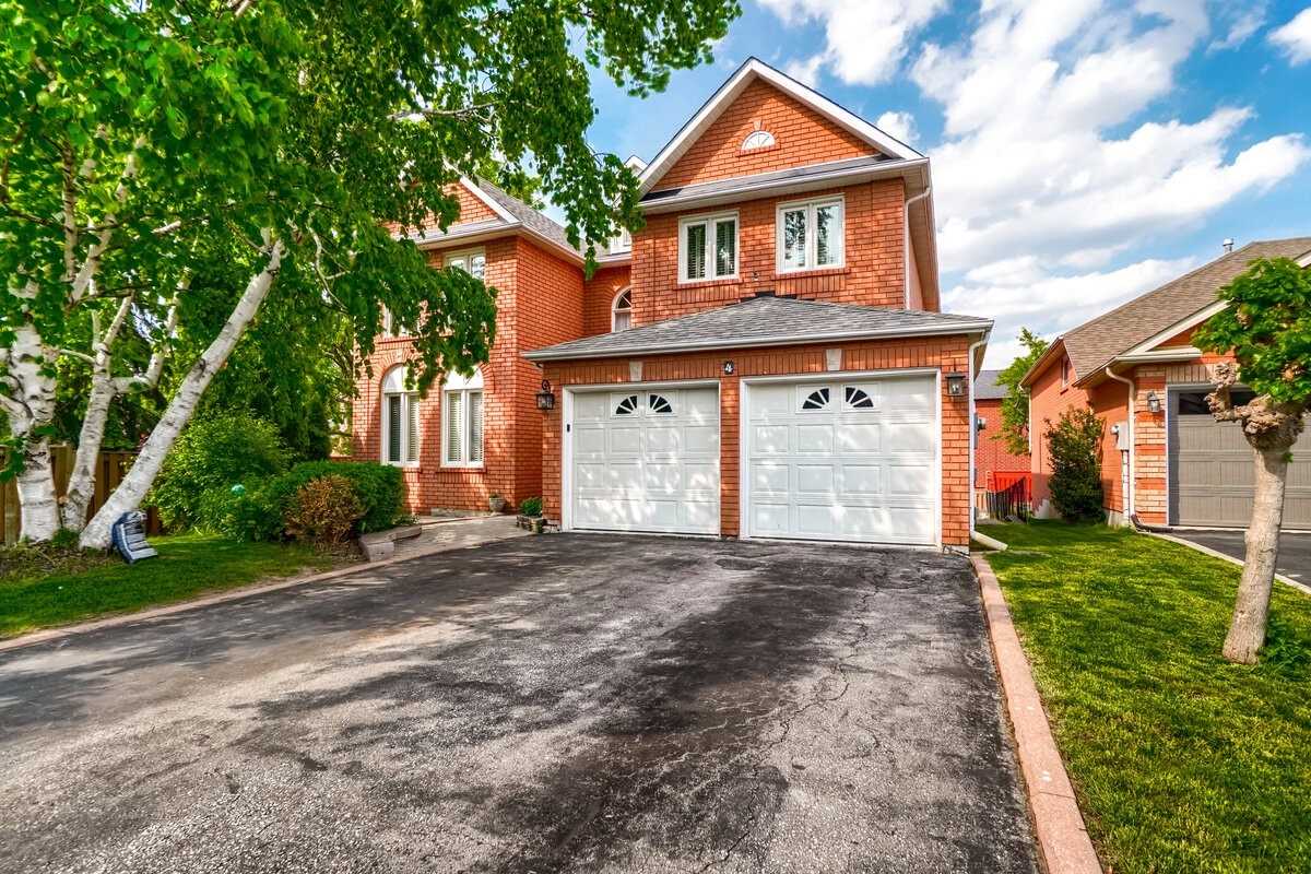 4 Gollop Cres