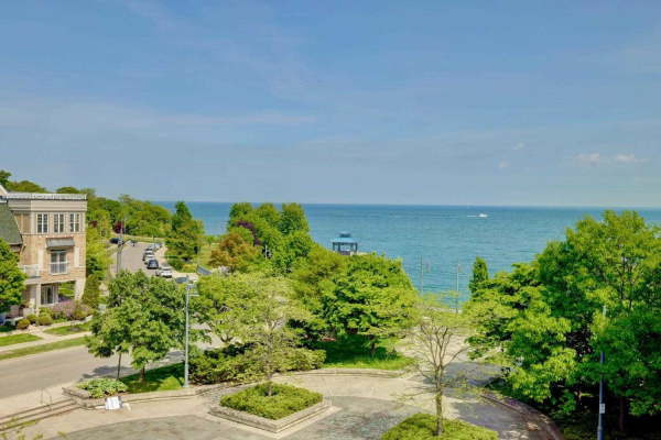 65 Port St E, Mississauga