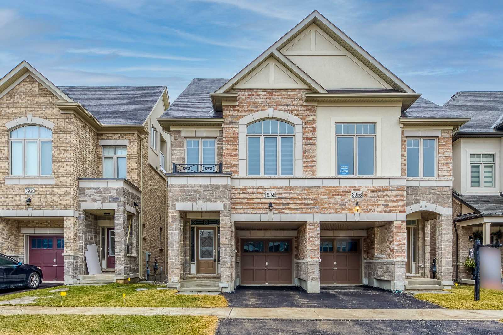 3958 Koenig Rd