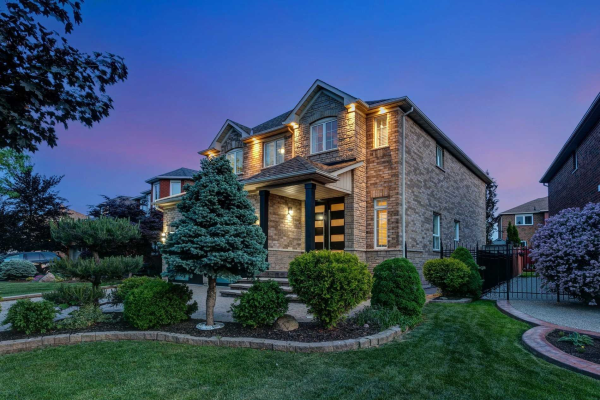 6378 Ormindale Way, Mississauga