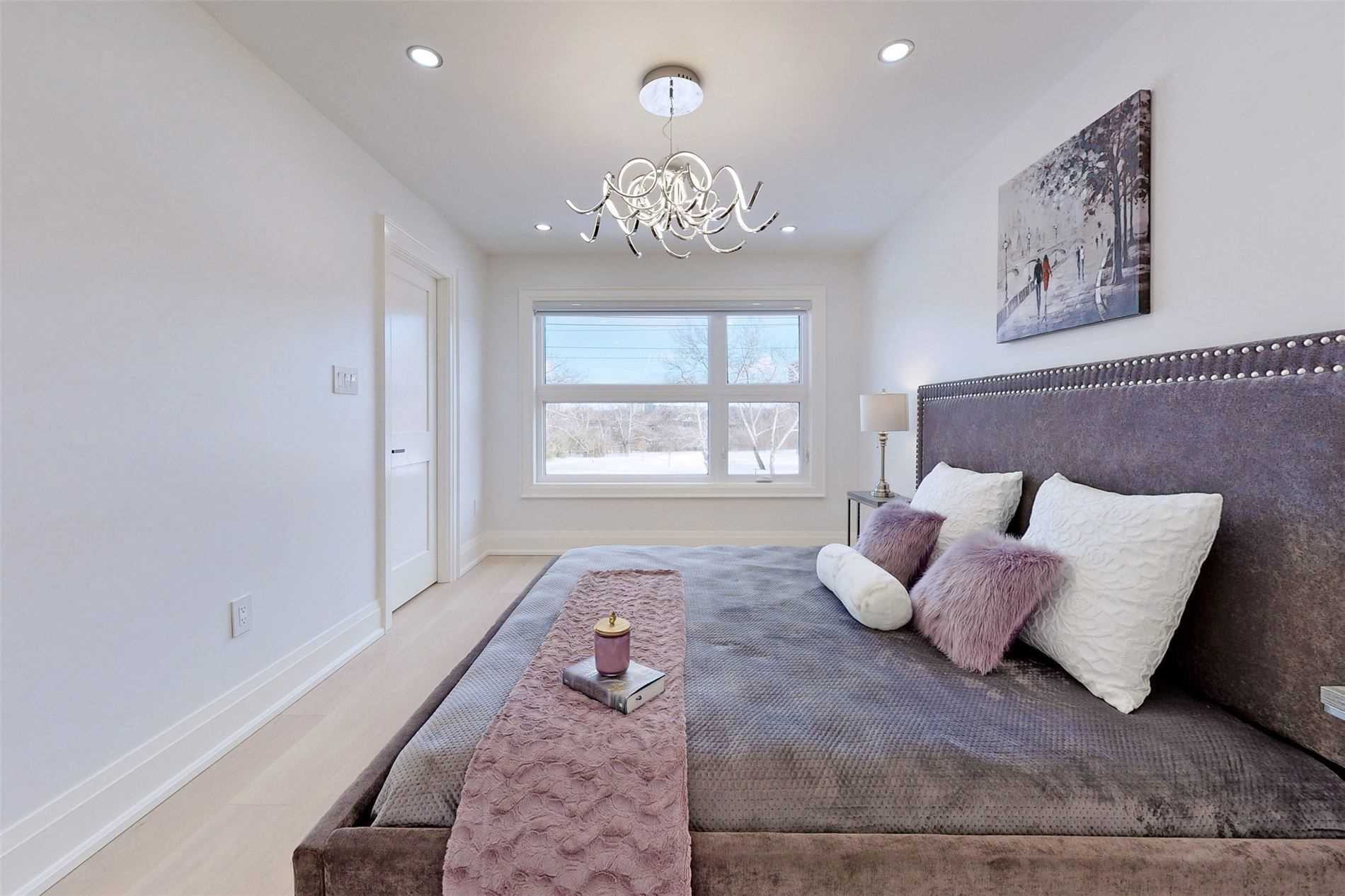 246 Edenbridge Dr