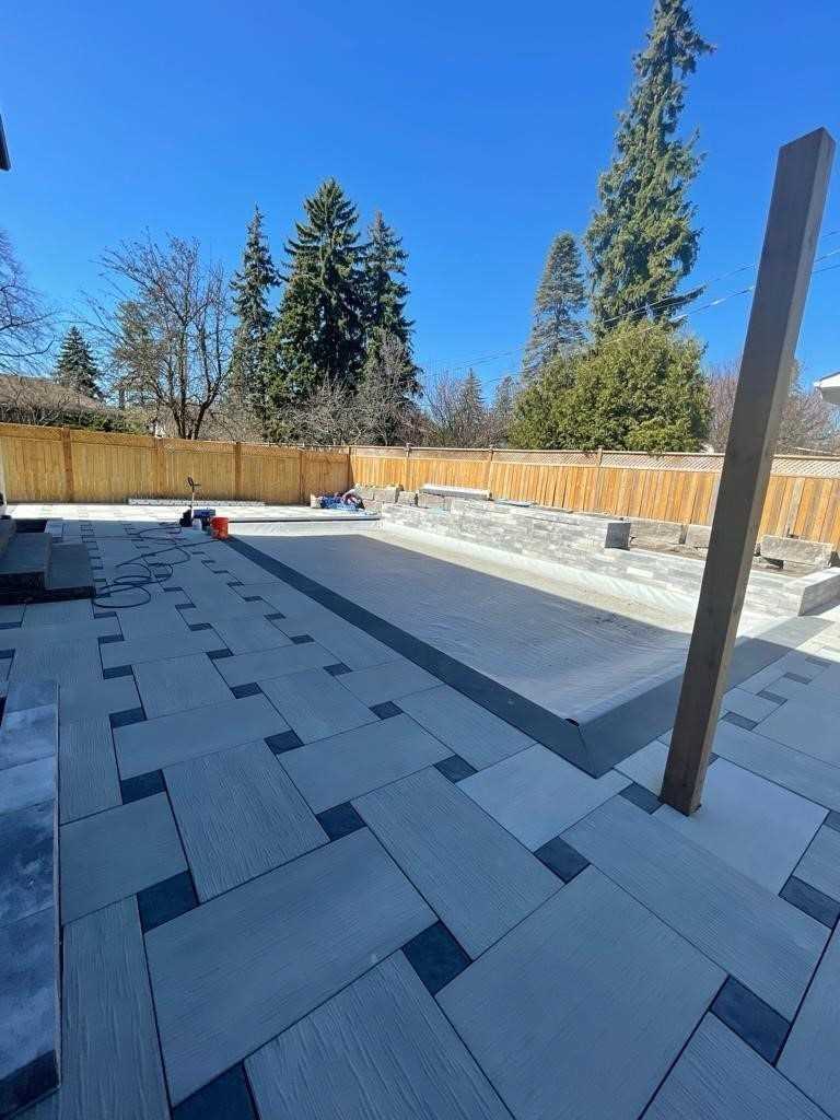 246 Edenbridge Dr