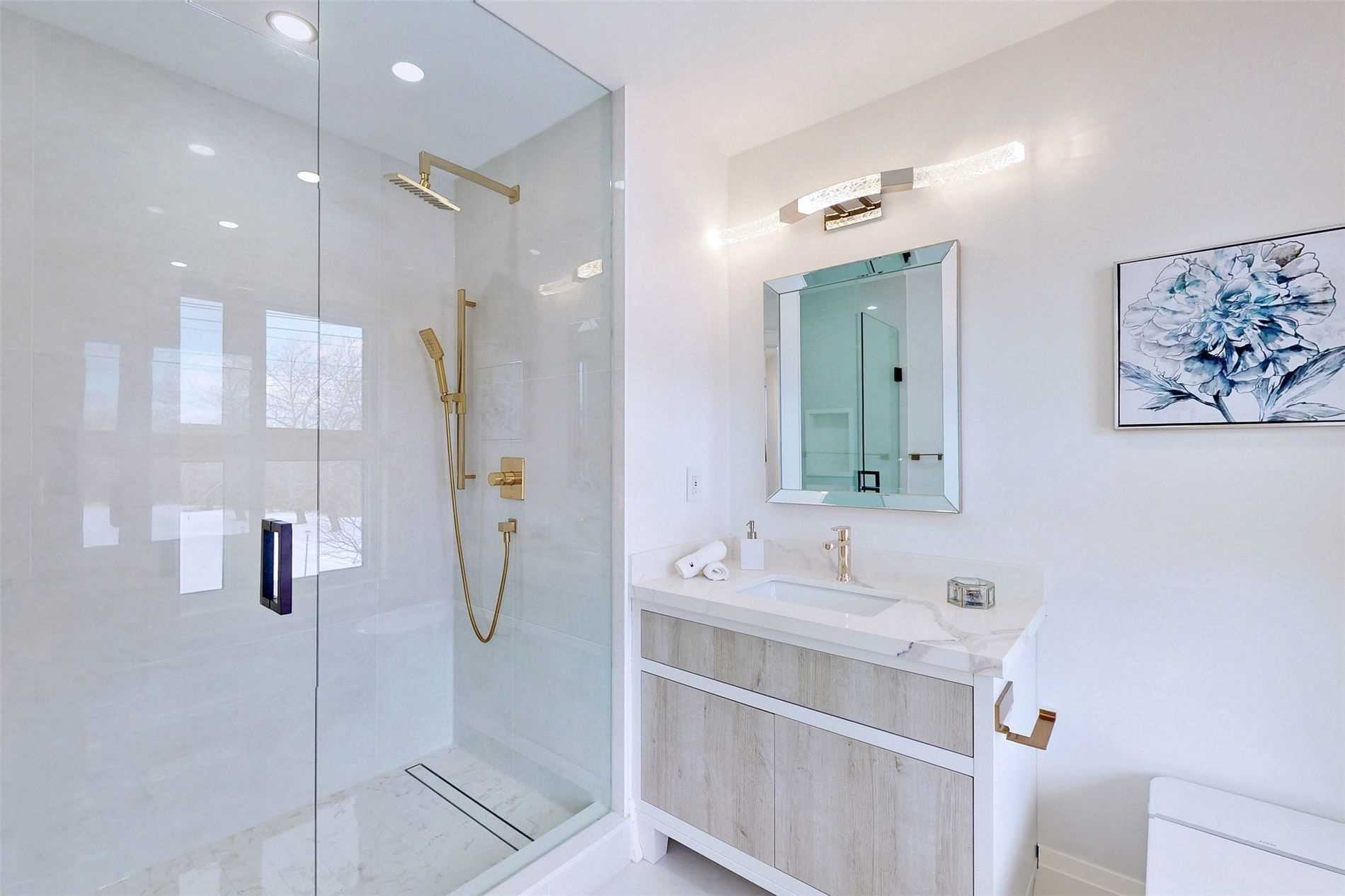 246 Edenbridge Dr