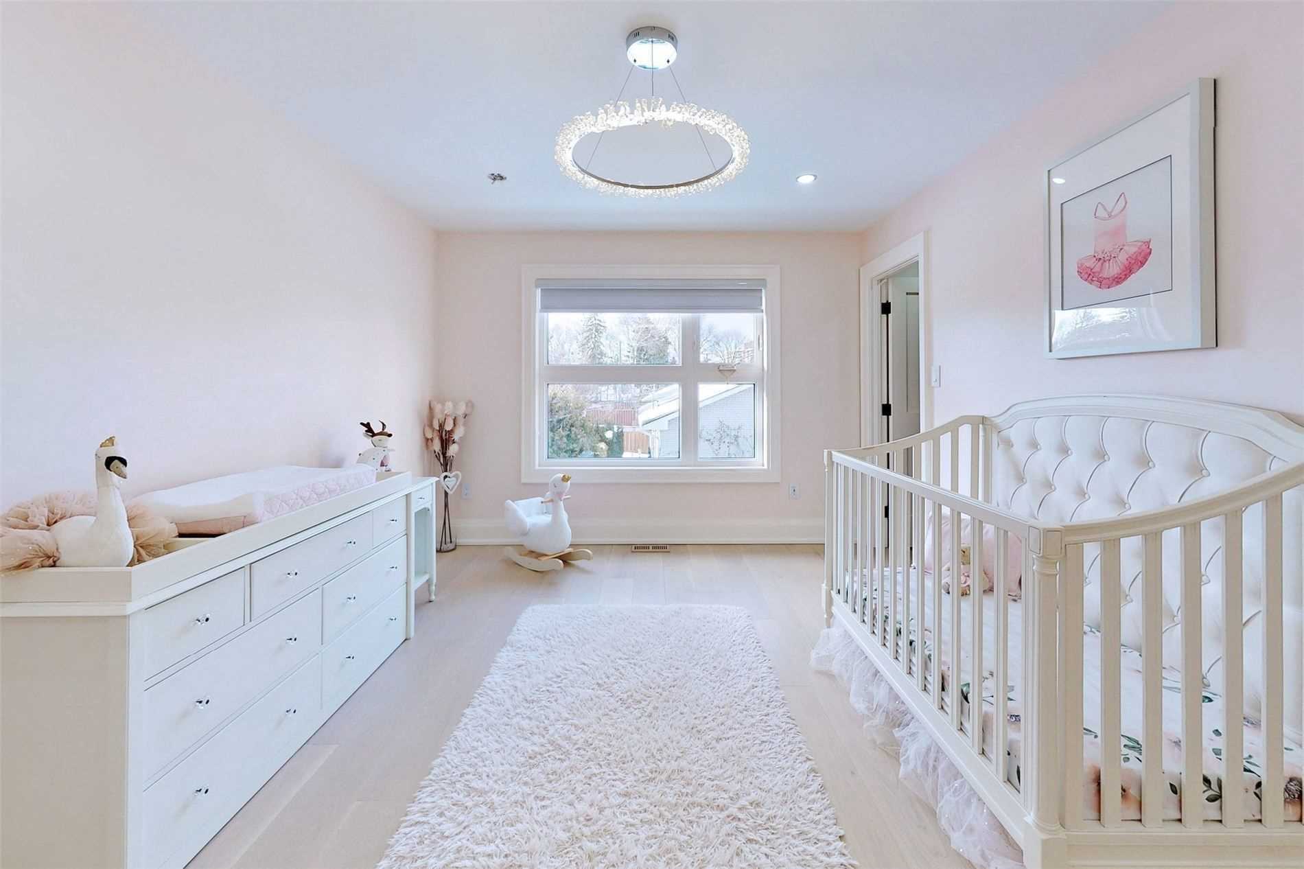 246 Edenbridge Dr