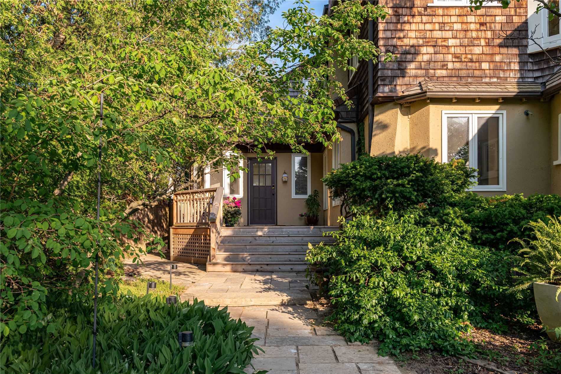420 Randall St