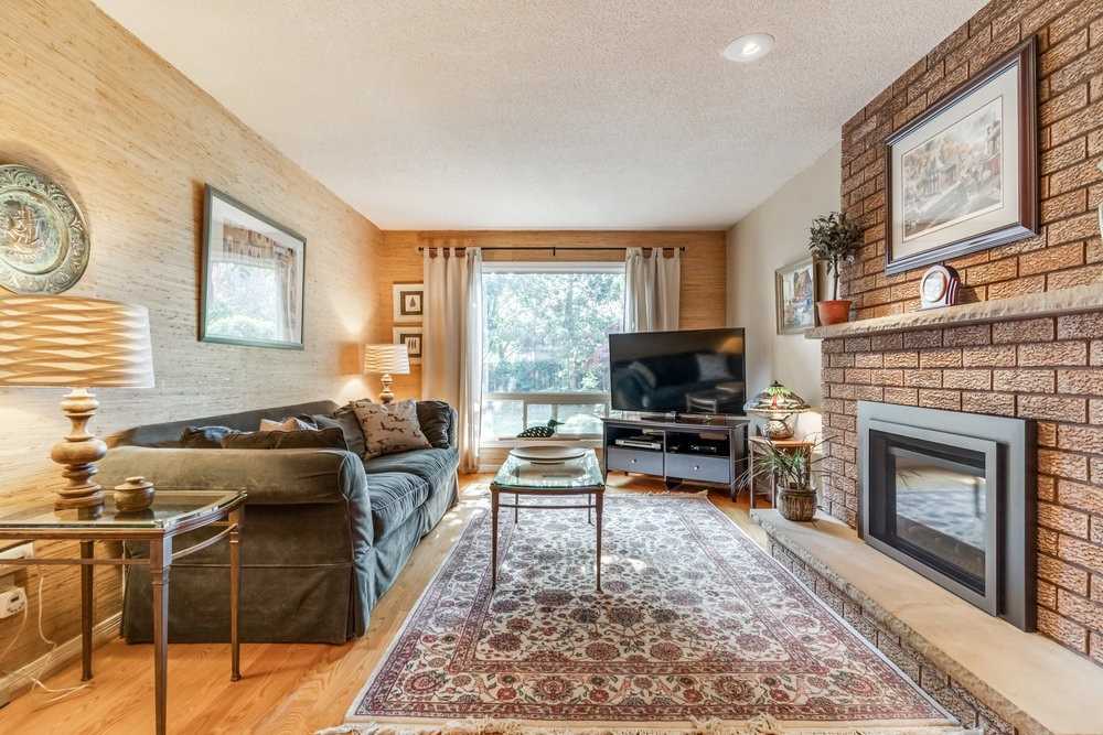 2128 Granby Dr