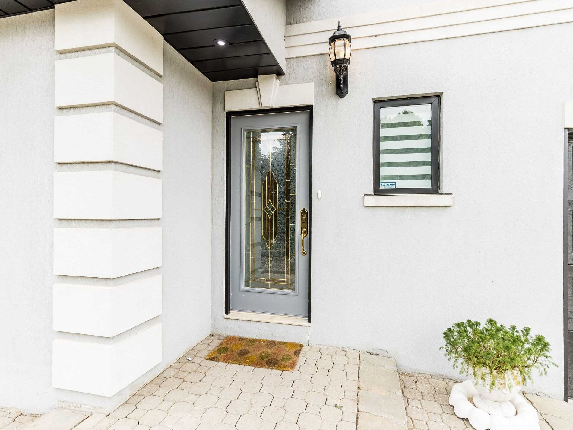 4 Havencrest Dr
