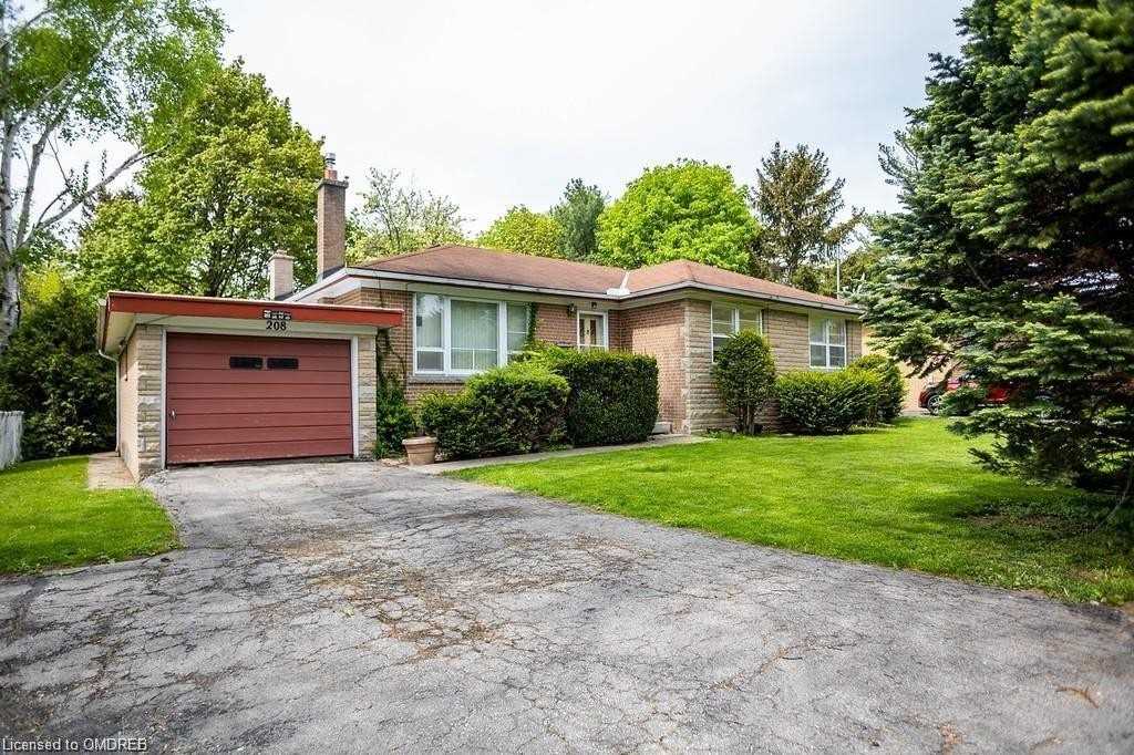 208 Glen Oak Dr