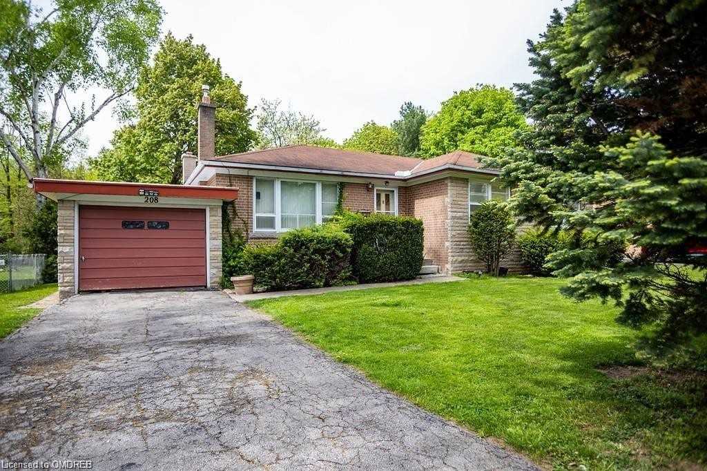 208 Glen Oak Dr