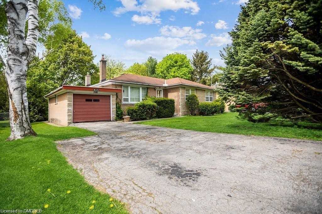 208 Glen Oak Dr