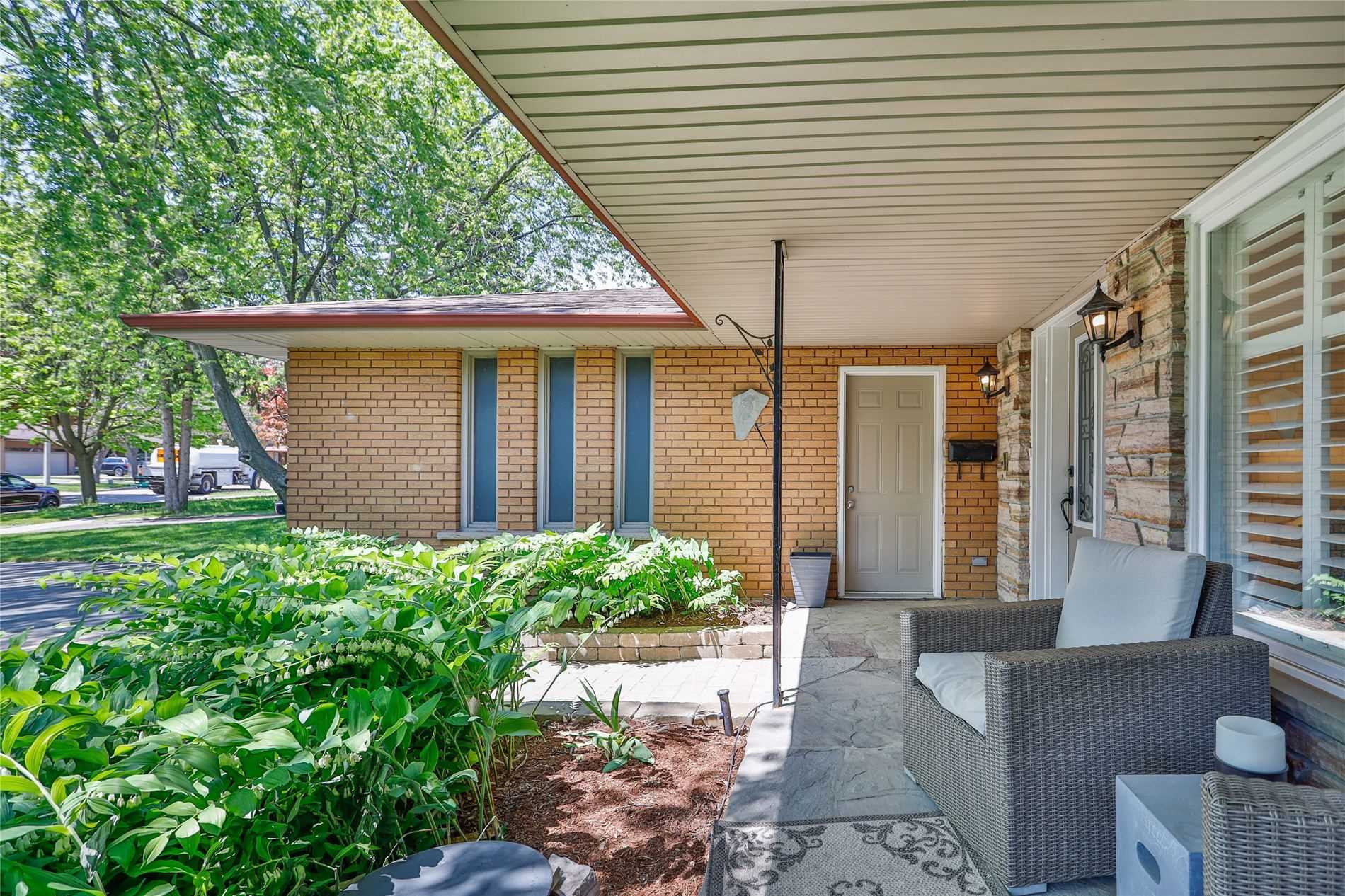Listing W5650311 - Large Photo # 2