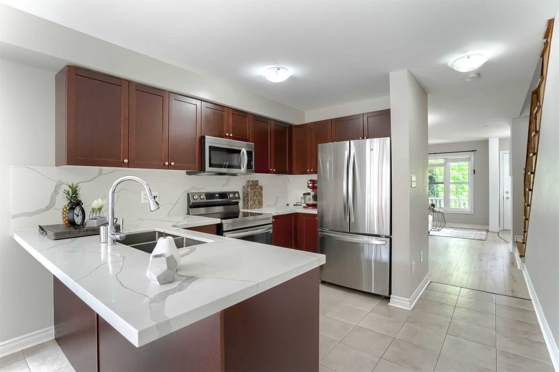 123 Swindale Dr