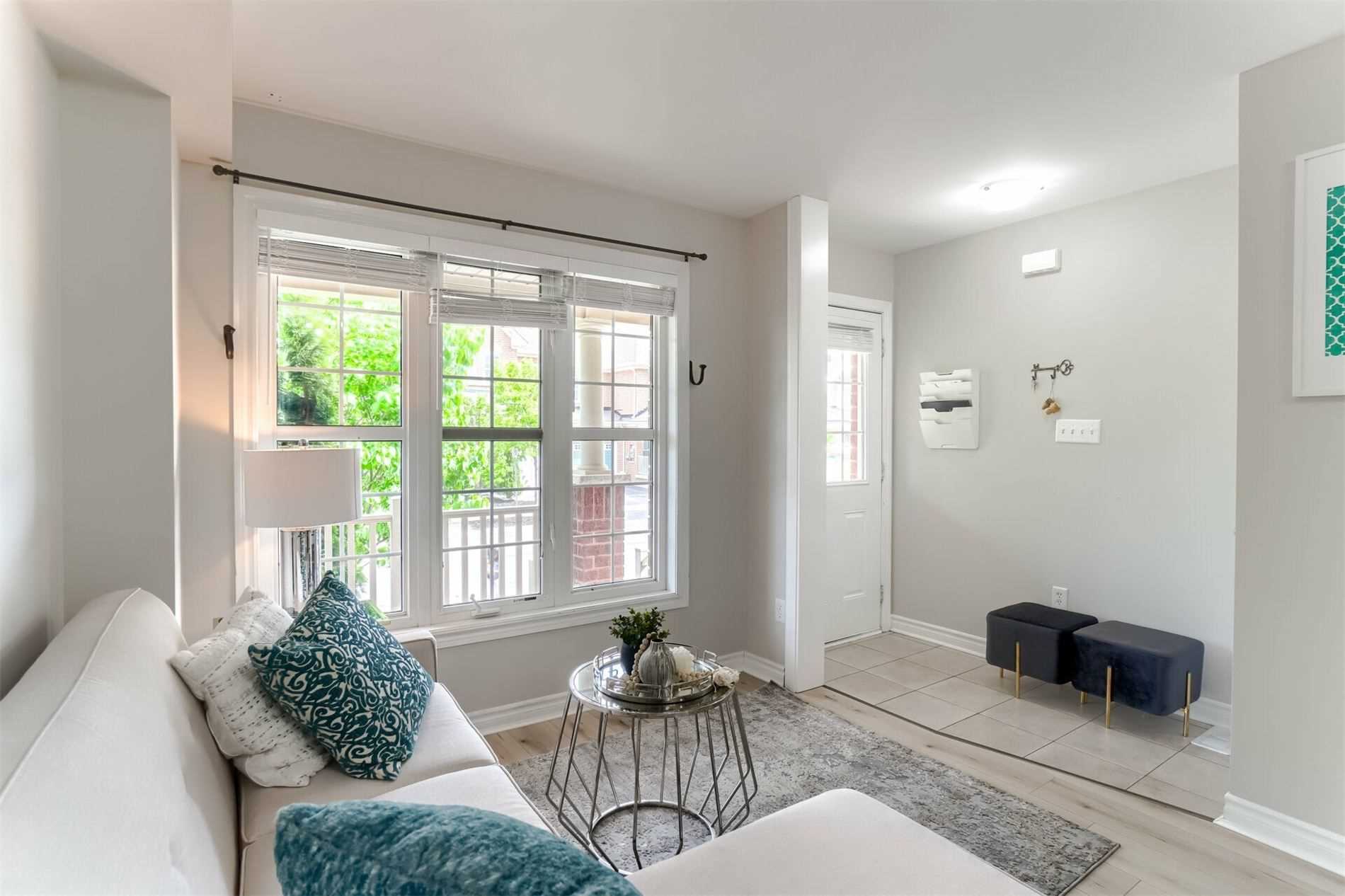 123 Swindale Dr