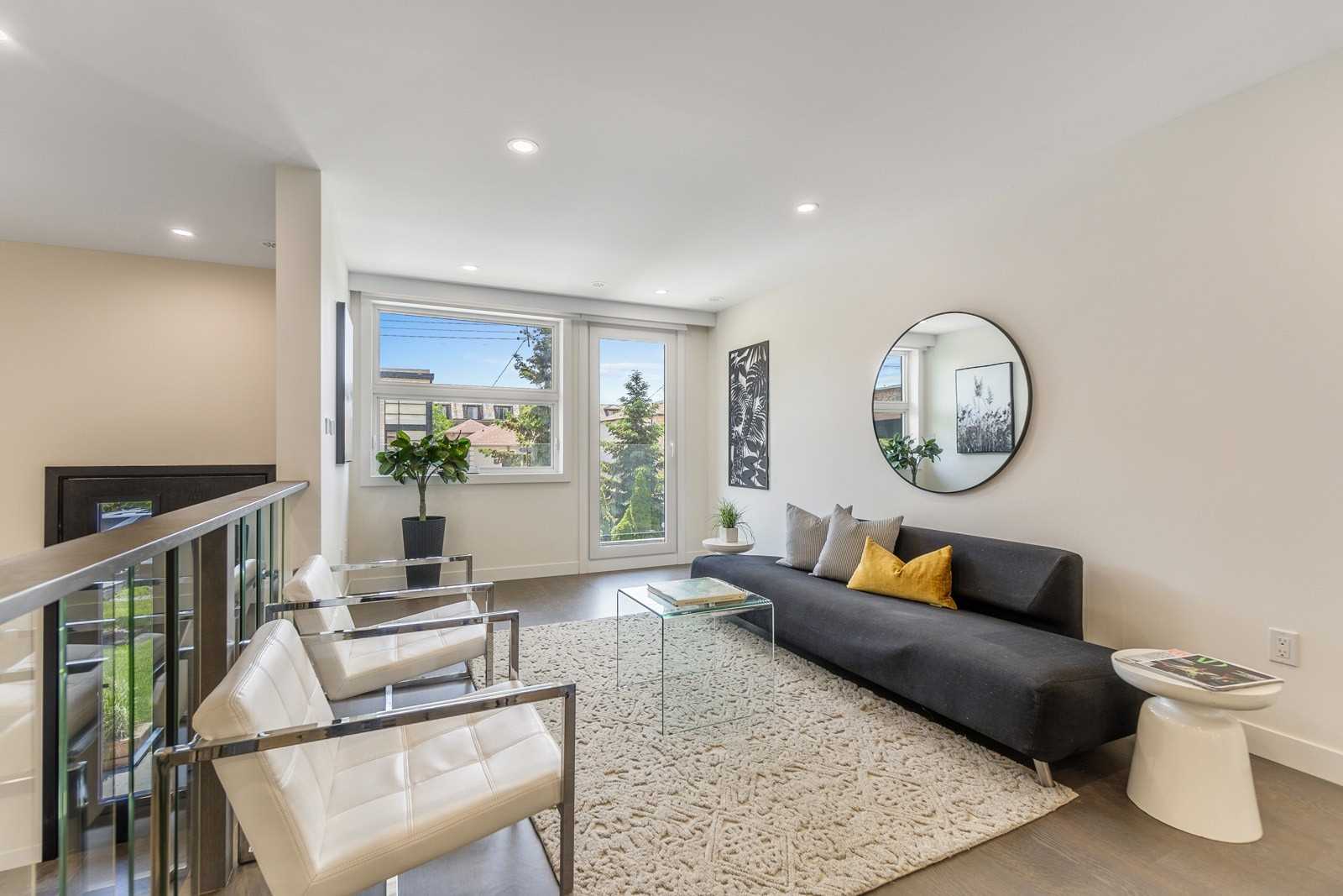 10B Chauncey Ave, Toronto