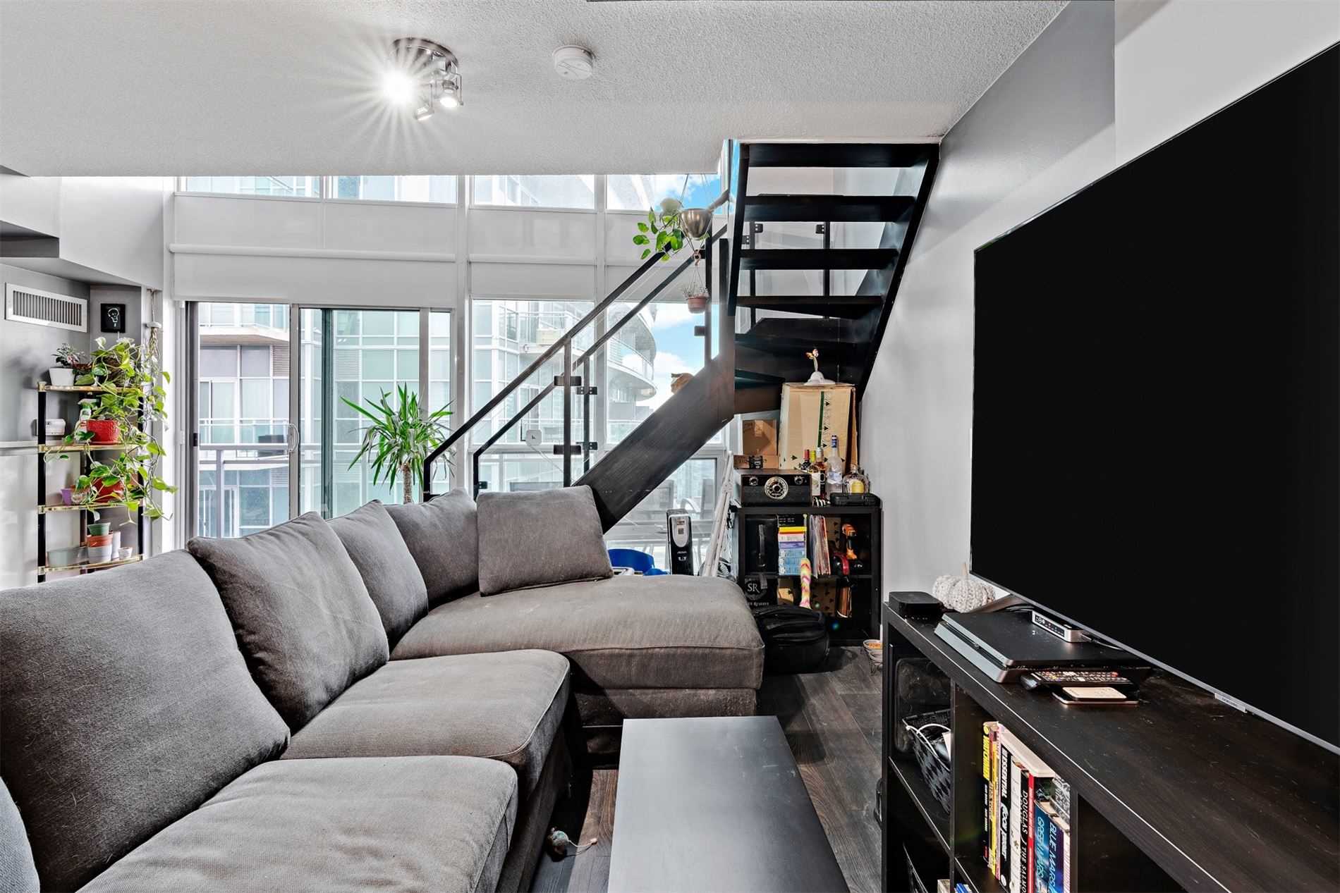 Listing W5654063 - Large Photo # 10