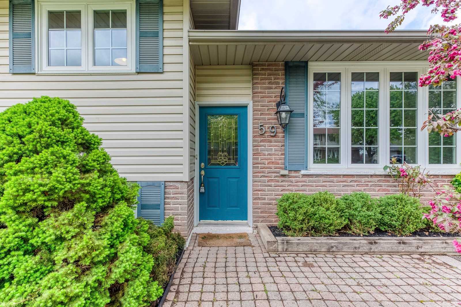 59 Mccraney St W