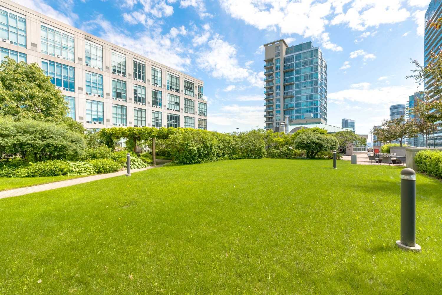 250 Manitoba St, #835