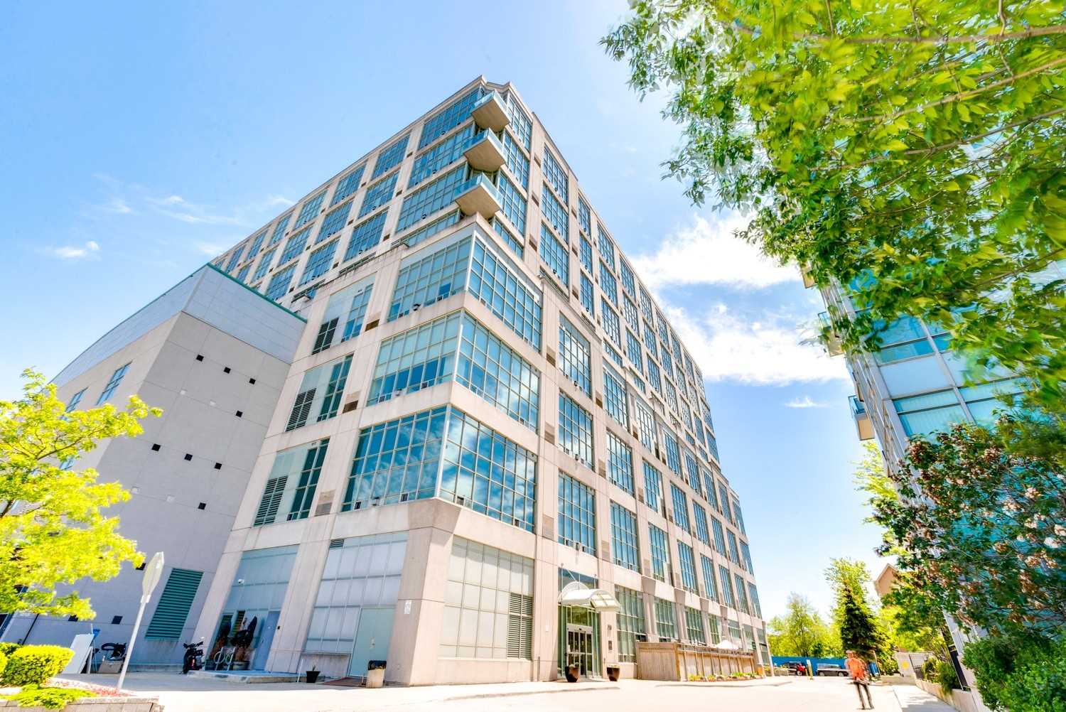 250 Manitoba St, #835