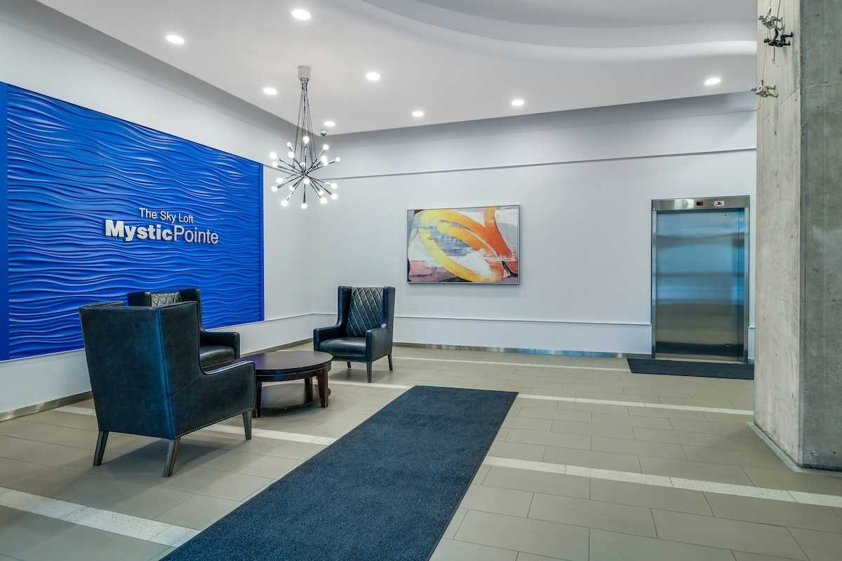 250 Manitoba St, #835