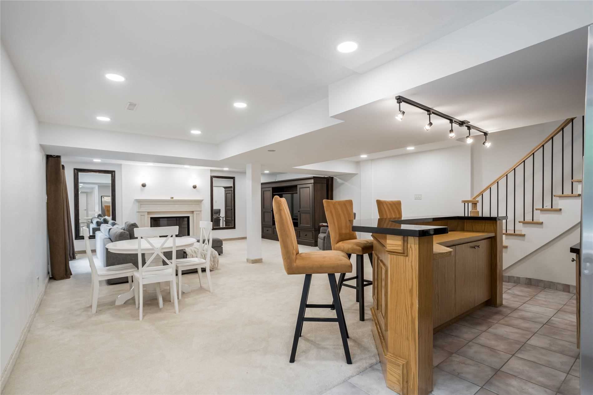991 Indian Rd