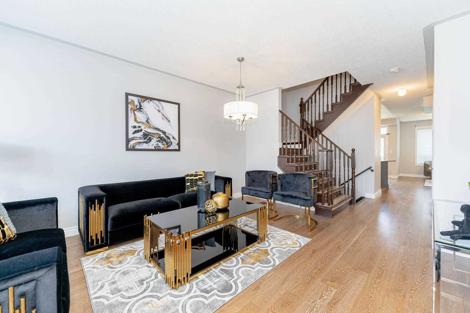 59 Totten Dr