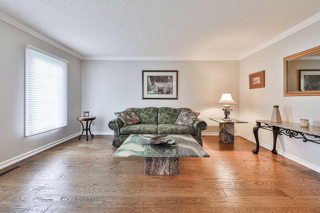 Listing W5663779 - Large Photo # 7