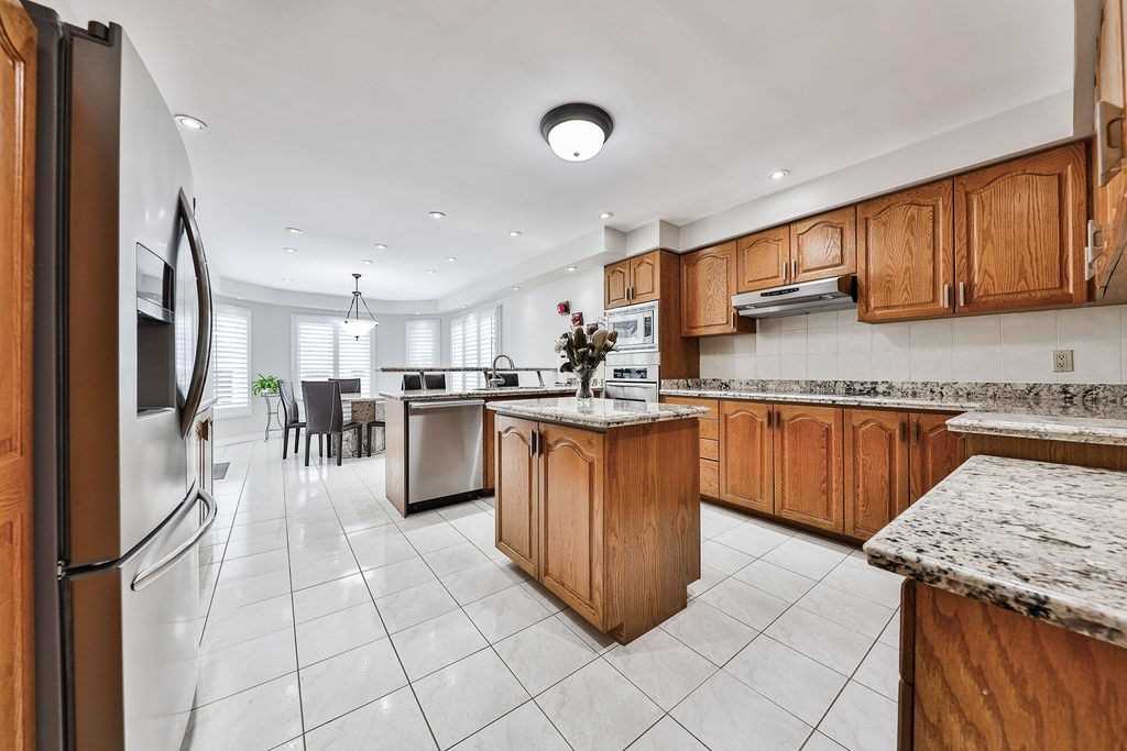 Listing W5663779 - Large Photo # 12