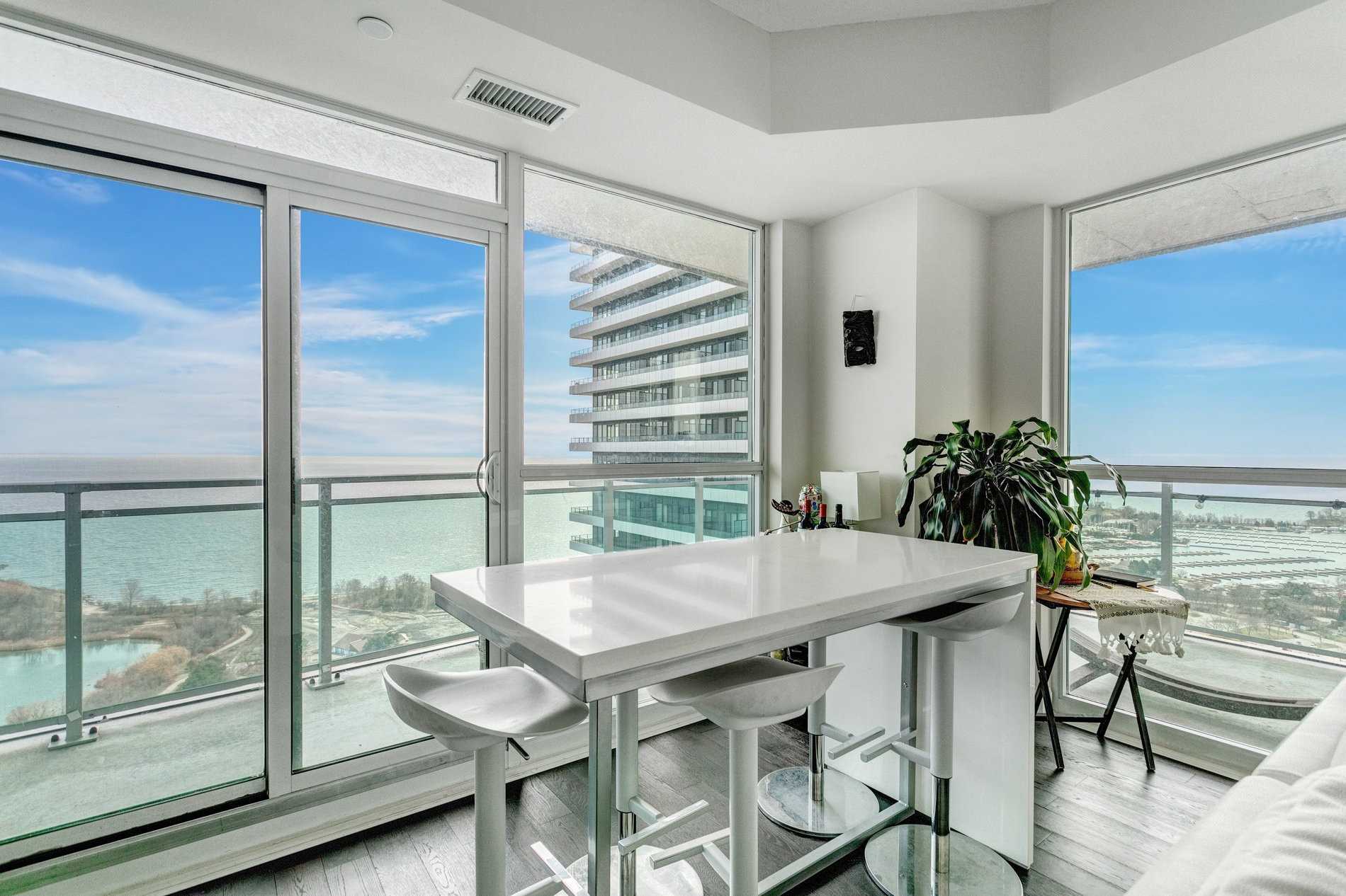 33 Shore Breeze Dr, #3010