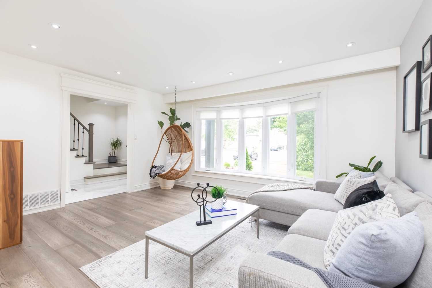 2594 Bromsgrove Rd