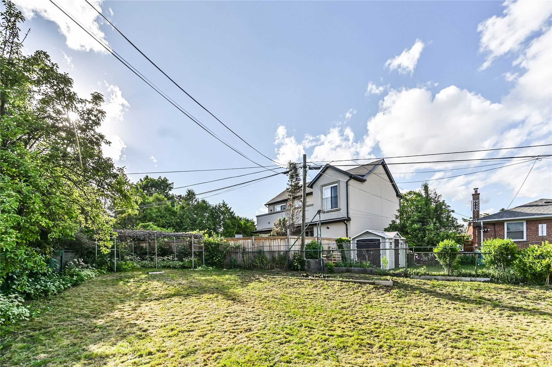18 Brancaster Crt