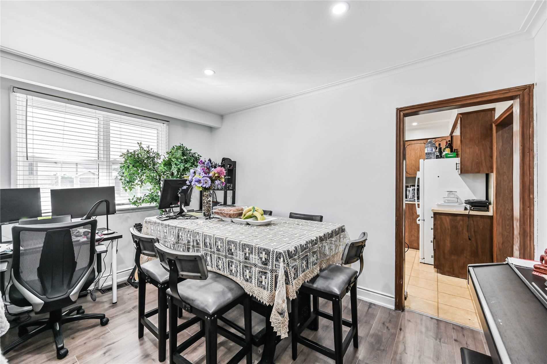 18 Brancaster Crt