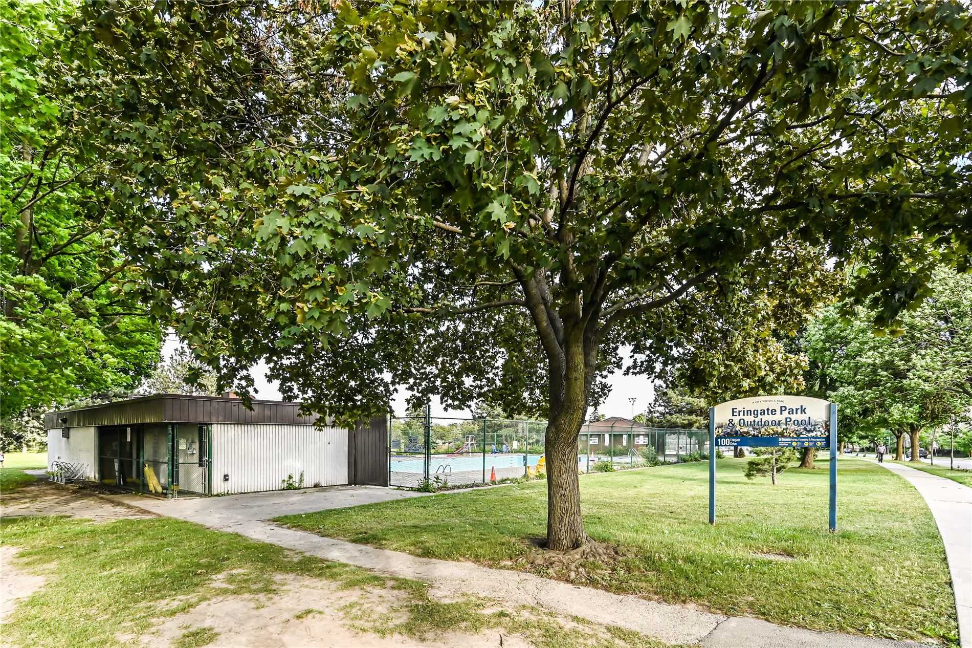 18 Brancaster Crt