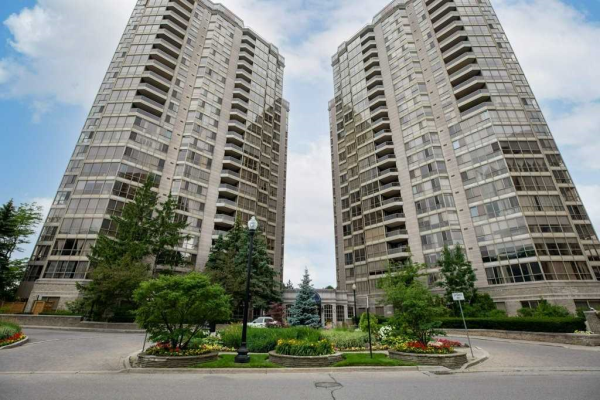 55 Kingsbridge Garden Circ, Mississauga