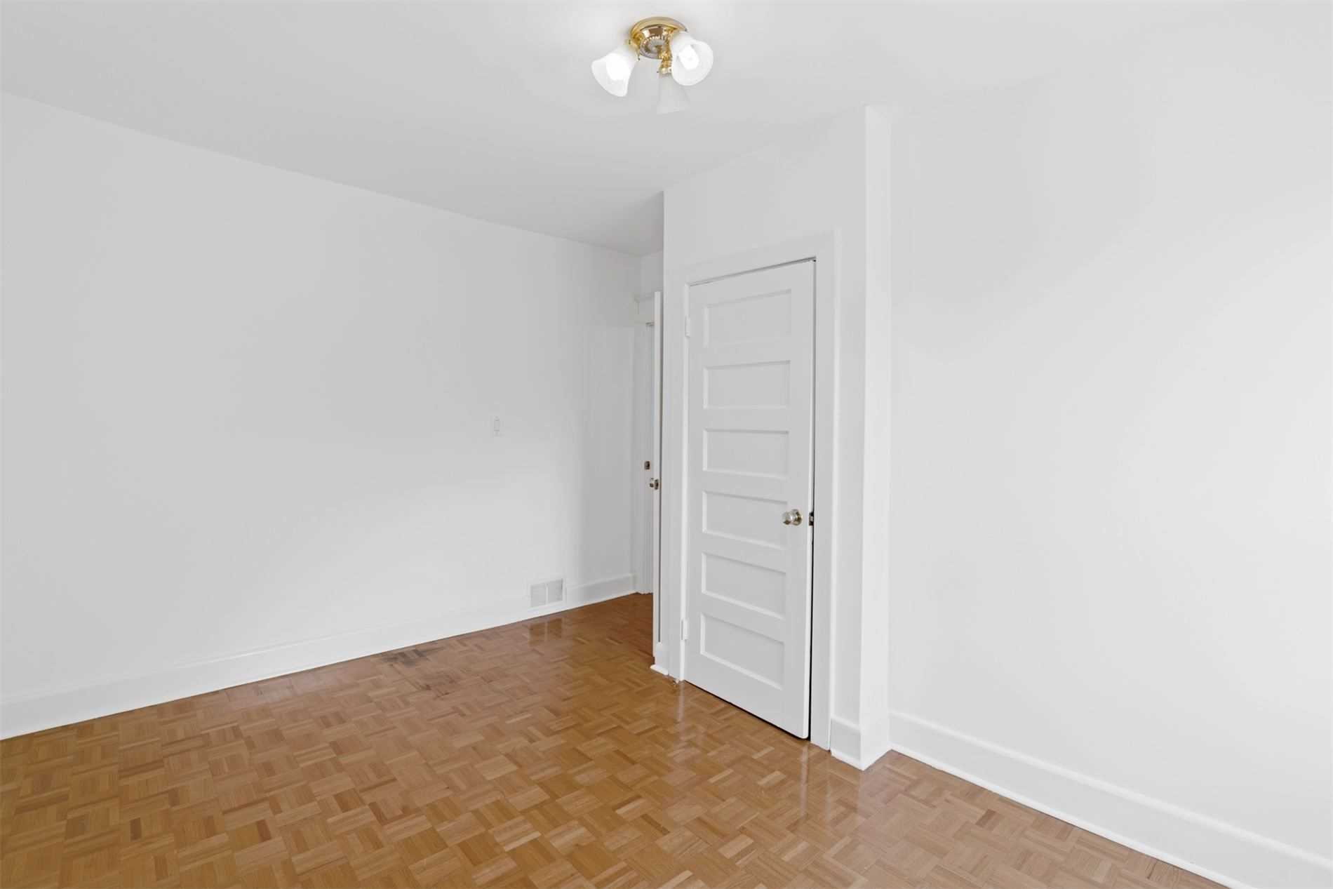 Listing W5672130 - Large Photo # 20