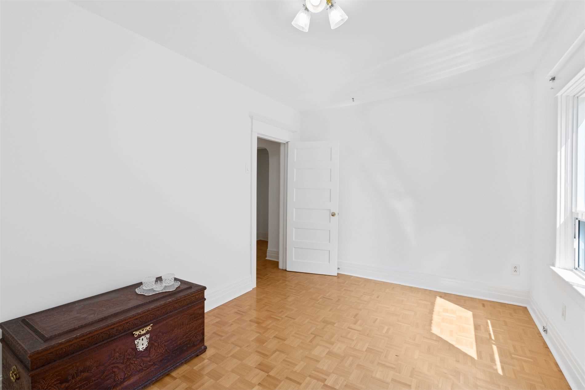 Listing W5672130 - Large Photo # 17