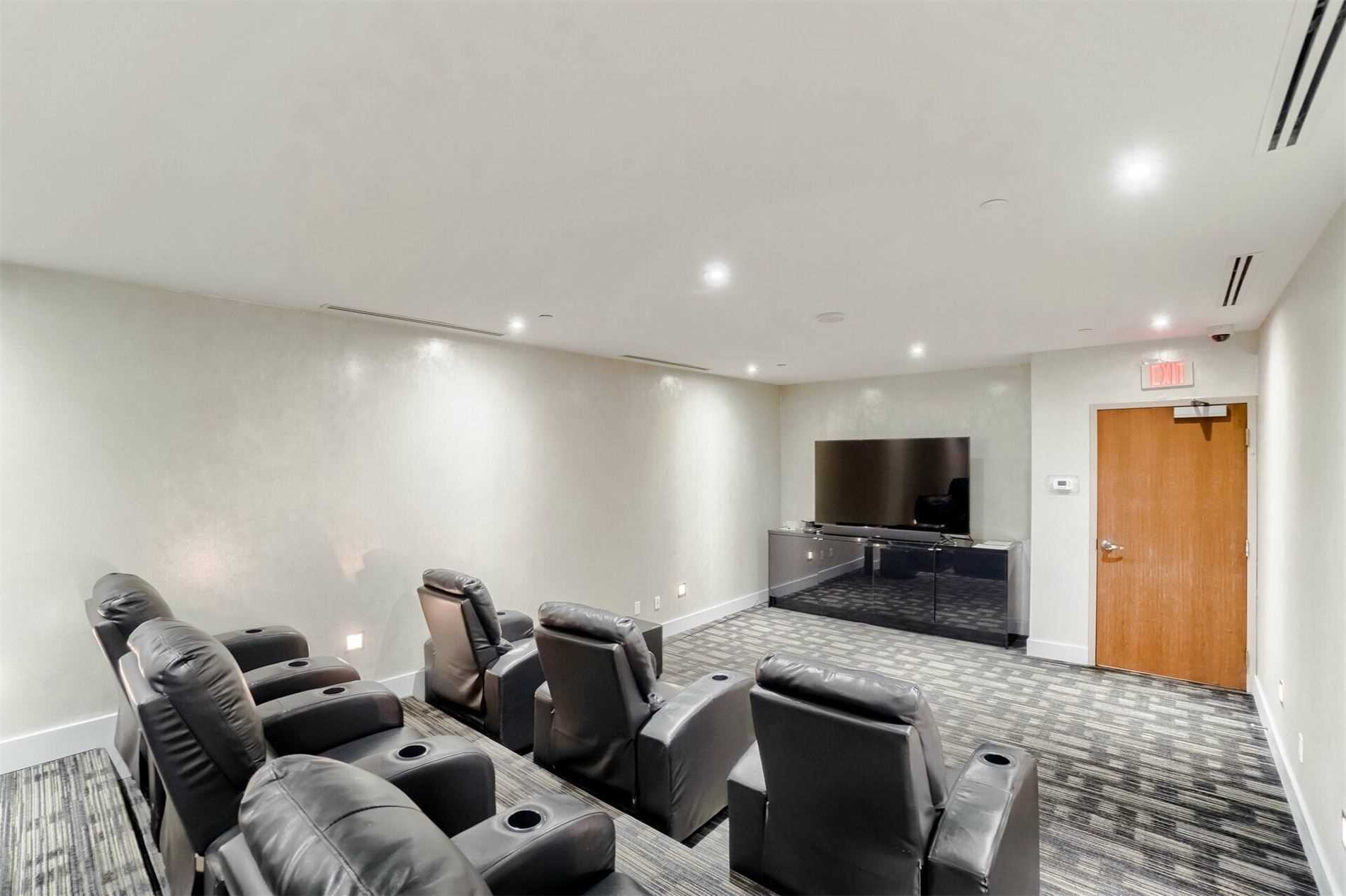 75 Eglinton Ave, #2506