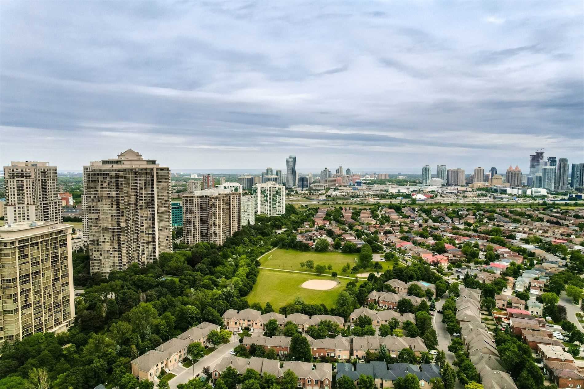 75 Eglinton Ave, #2506