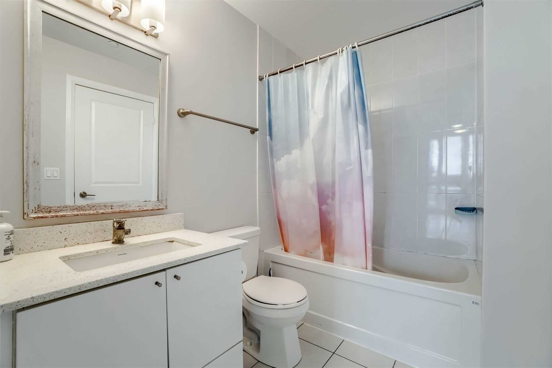 75 Eglinton Ave, #2506