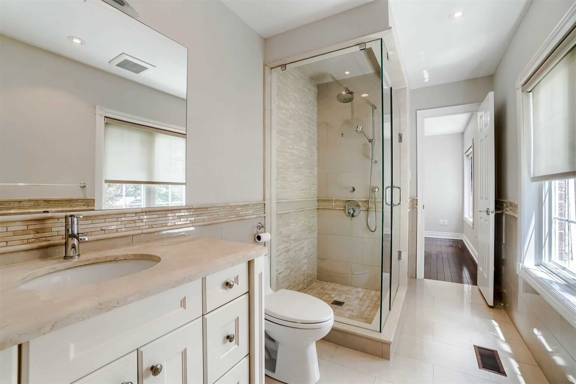 3336 Sawmill Valley Dr