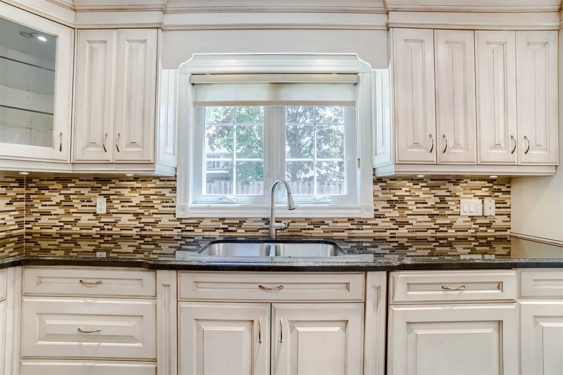 3336 Sawmill Valley Dr