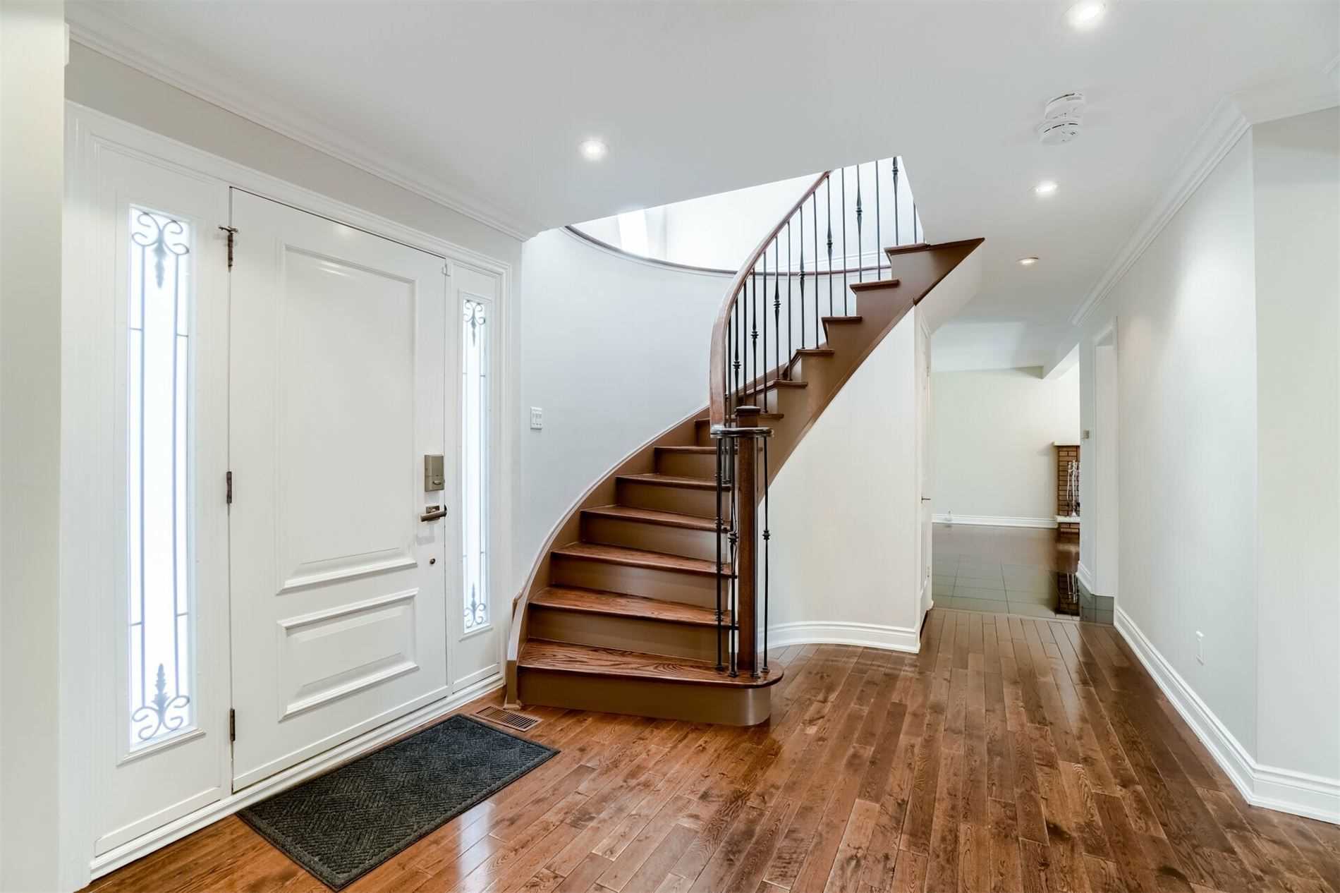 3336 Sawmill Valley Dr