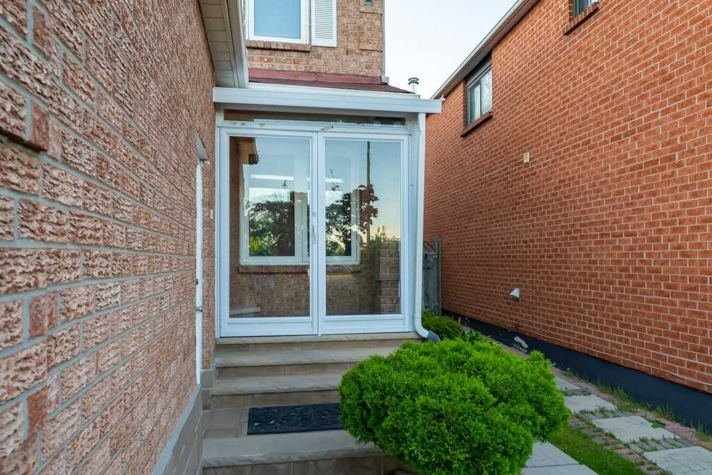 124 Macedonia Cres