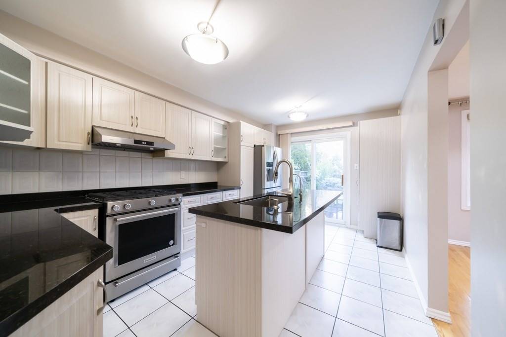 124 Macedonia Cres
