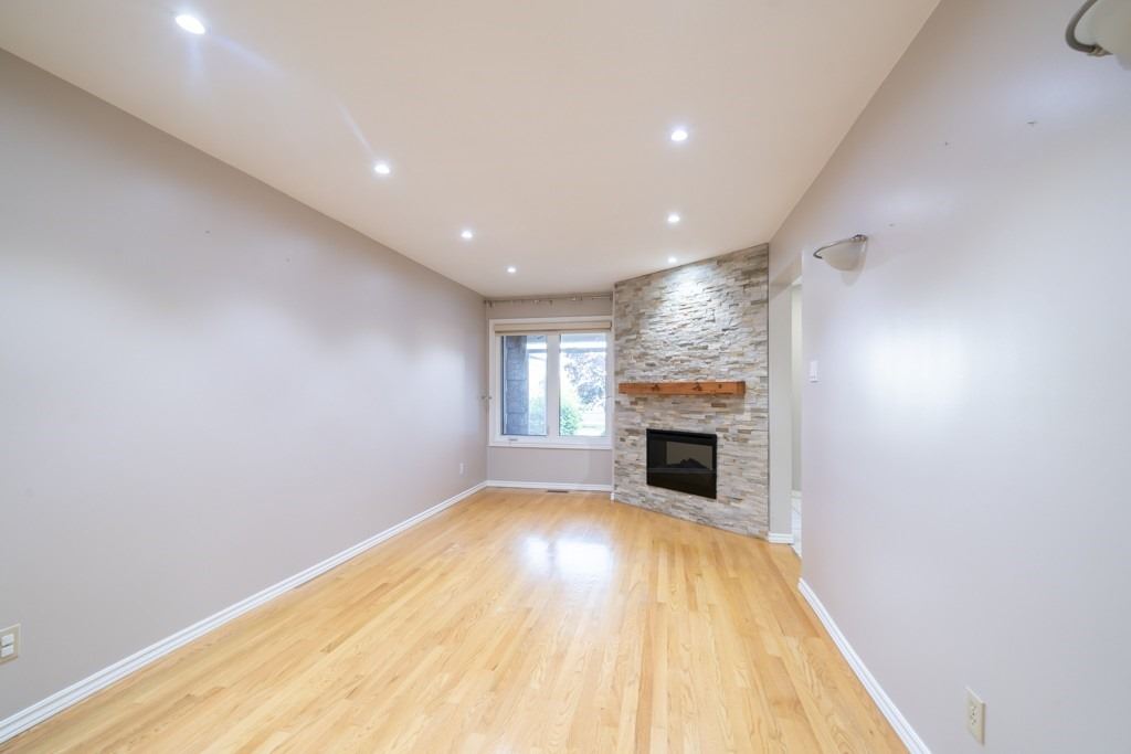 124 Macedonia Cres