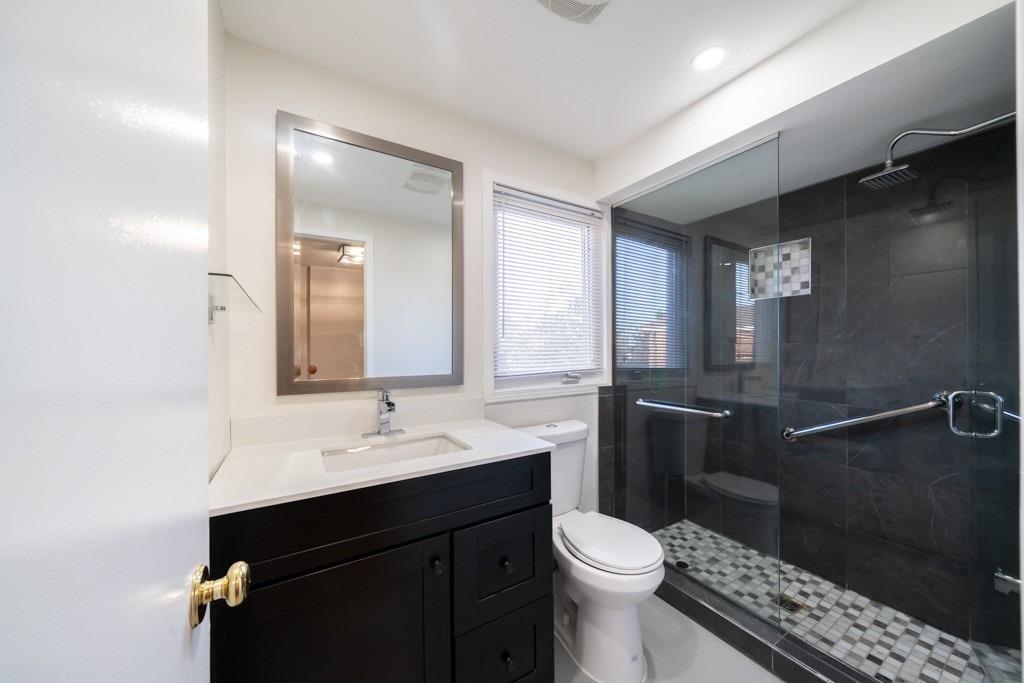 124 Macedonia Cres