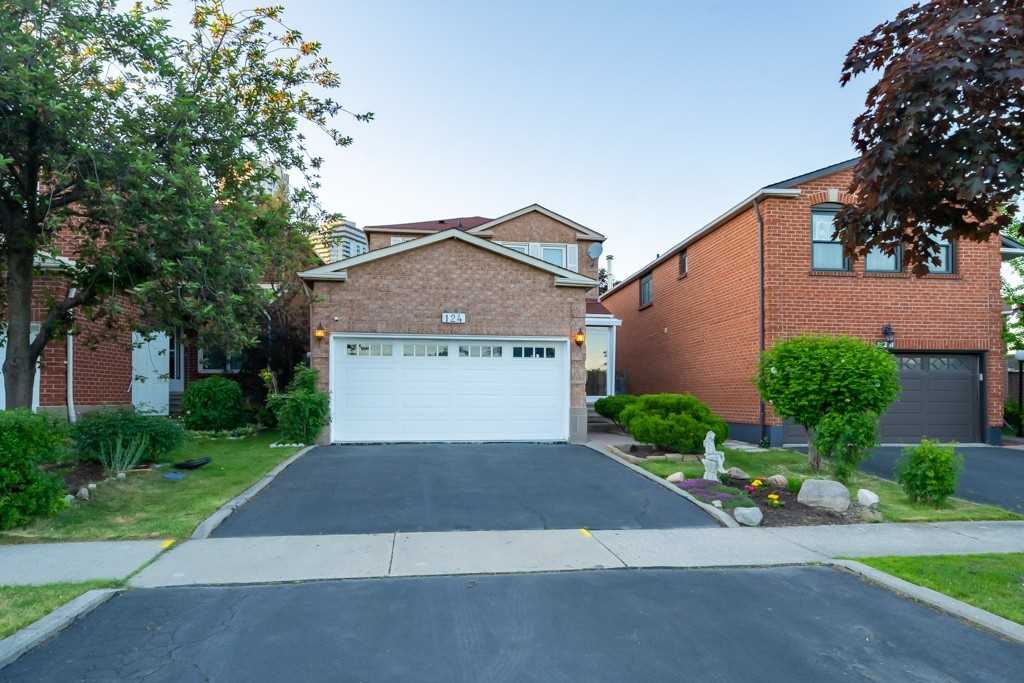 124 Macedonia Cres