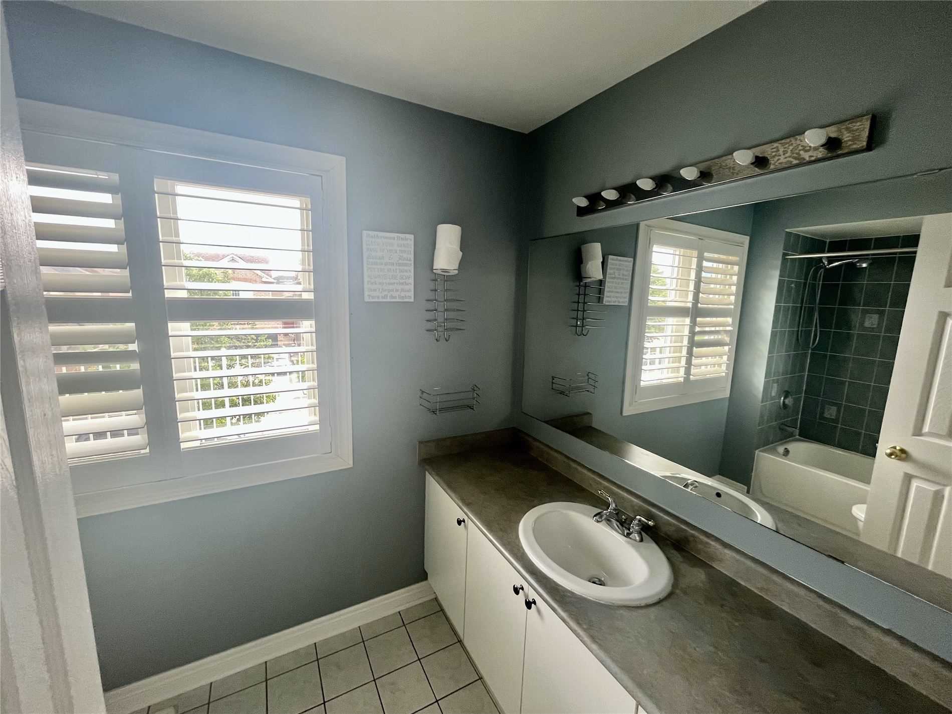 Listing W5677397 - Large Photo # 13