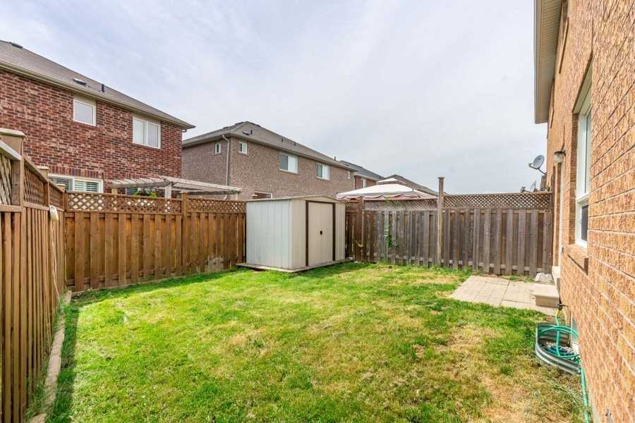 22 Trumpet Valley Blvd